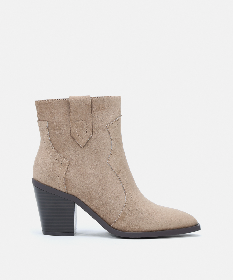 Botines cowboy  tacón image number null